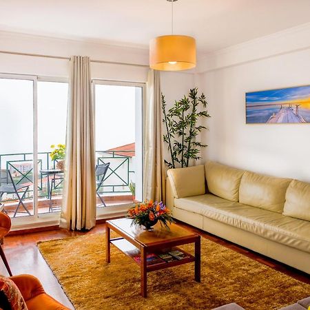 Modern & Spacious Sea View Flat For Lovely Vacation Канісу Екстер'єр фото